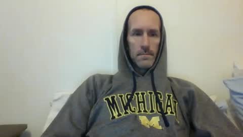 Snapshot of bighugemouthful chatting on 03/06/25, 04:49 Chaz online show from 03/06/25, 04:49