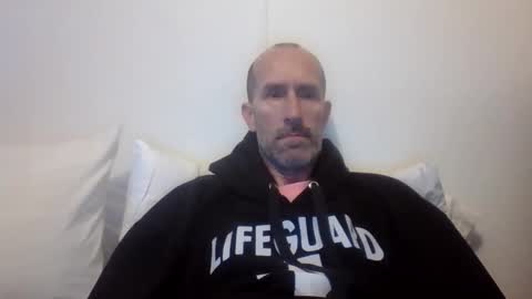 Snapshot of bighugemouthful chatting on 10/17/25, 02:04 Chaz online show from 10/17/25, 02:04