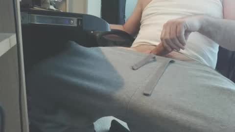 Snapshot of bigj0606 chatting on 11/08/25, 08:40 Big John online show from 11/08/25, 08:40