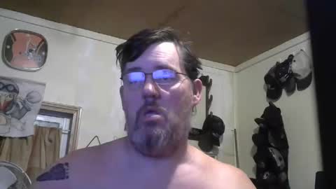 Snapshot of bigjohn41000 chatting on 11/18/25, 10:31 bigjohn41000 online show from 11/18/25, 10:31