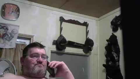Snapshot of bigjohn41000 chatting on 11/19/25, 10:43 bigjohn41000 online show from 11/19/25, 10:43