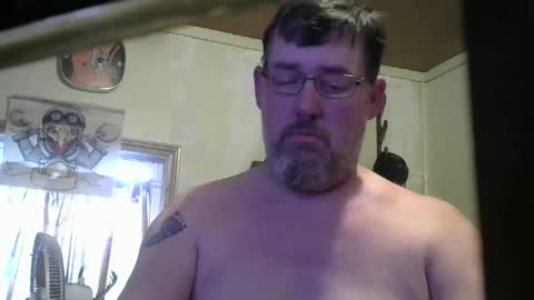 Snapshot of bigjohn41000 chatting on 05/11/26, 10:51 bigjohn41000 online show from 05/11/26, 10:51