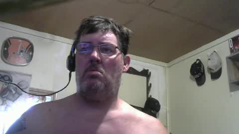 Snapshot of bigjohn41000 chatting on 06/14/26, 05:48 bigjohn41000 online show from 06/14/26, 05:48