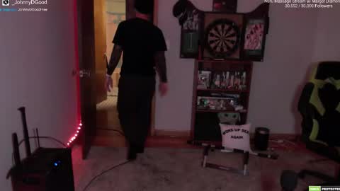 Snapshot of bigjohnny550 chatting on 10/30/25, 12:45 Johnny D Good online show from 10/30/25, 12:45