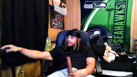 Snapshot of biglightskinbbcc chatting on 03/25/26, 04:40 bbcsexy online show from 03/25/26, 04:40