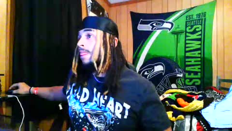 Snapshot of biglightskinbbcc chatting on 03/31/26, 04:24 bbcsexy online show from 03/31/26, 04:24