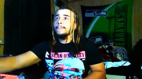 Snapshot of biglightskinbbcc chatting on 04/04/26, 04:11 bbcsexy online show from 04/04/26, 04:11