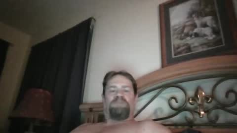 Snapshot of bigload1972 chatting on 12/14/24, 04:23 bigload1972 online show from 12/14/24, 04:23