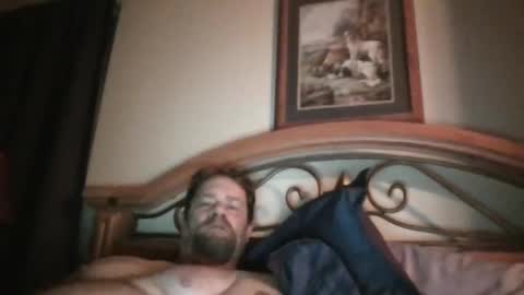 Snapshot of bigload1972 chatting on 12/18/24, 05:04 bigload1972 online show from 12/18/24, 05:04