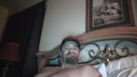 Snapshot of bigload1972 chatting on 01/03/25, 01:38 bigload1972 online show from 01/03/25, 01:38