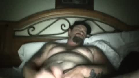 Snapshot of bigload1972 chatting on 01/03/25, 04:44 bigload1972 online show from 01/03/25, 04:44