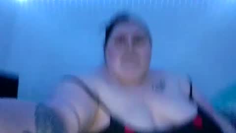 Snapshot of bigmama91 chatting on 09/15/25, 05:46 bigmama91 online show from 09/15/25, 05:46