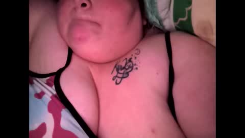 Snapshot of bigmama91 chatting on 11/06/25, 04:35 bigmama91 online show from 11/06/25, 04:35