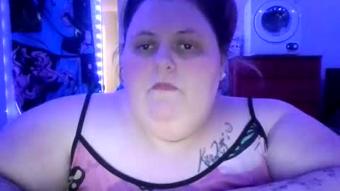 Snapshot of bigmama91 chatting on 12/18/25, 04:13 bigmama91 online show from 12/18/25, 04:13