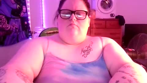 Snapshot of bigmama91 chatting on 02/16/26, 05:42 bigmama91 online show from 02/16/26, 05:42