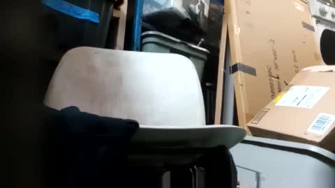 Snapshot of bigmanaround9 chatting on 09/10/25, 09:42 bigmanaround9 online show from 09/10/25, 09:42