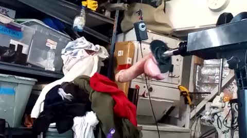 Snapshot of bigmanaround9 chatting on 10/21/25, 10:43 bigmanaround9 online show from 10/21/25, 10:43