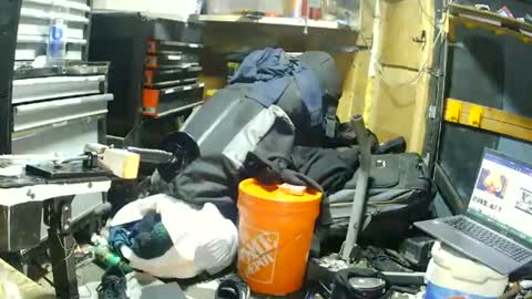 bigmanaround9 online show from 06/15/26, 09:55