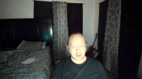Snapshot of bigmike20129020 chatting on 02/15/26, 10:03 bigmike20129020 online show from 02/15/26, 10:03
