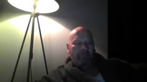 bigmike3339 online show from 02/25/25, 05:41