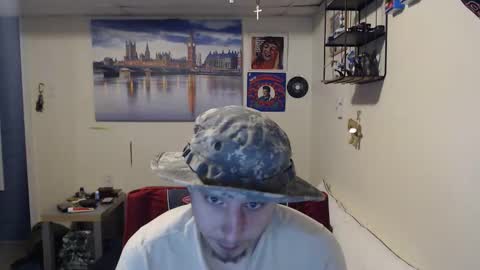 casper617 online show from 10/21/25, 03:13