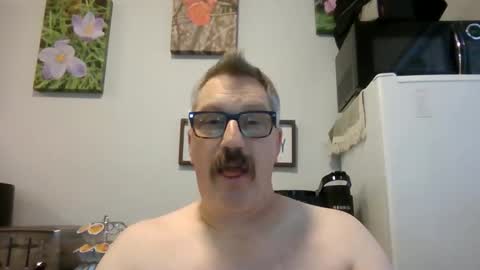 Snapshot of bignhard69_ chatting on 12/02/25, 05:08 Bignhard696 online show from 12/02/25, 05:08