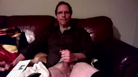 Snapshot of bignjakd6 chatting on 12/26/24, 05:47 CumCMe online show from 12/26/24, 05:47