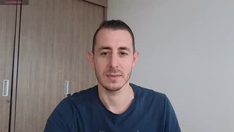       online show from 11/09/25, 04:27