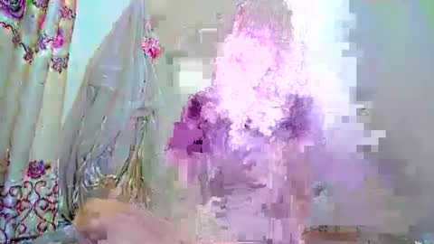 Snapshot of bigpussy_92 chatting on 11/17/25, 09:09 bigpussy_92 online show from 11/17/25, 09:09