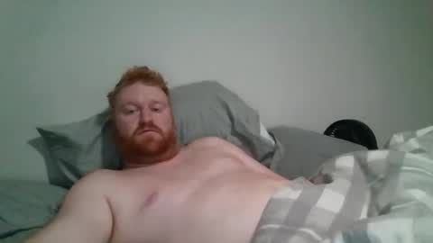 Snapshot of bigred92899 chatting on 03/26/26, 02:50 bigred92899 online show from 03/26/26, 02:50