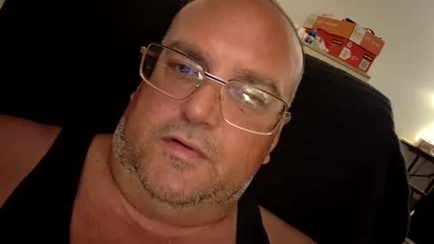 Snapshot of bigronsonskeets chatting on 04/23/26, 06:58 bigronsonskeets online show from 04/23/26, 06:58