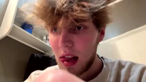 bigskinnyboyshh online show from 02/14/25, 09:56