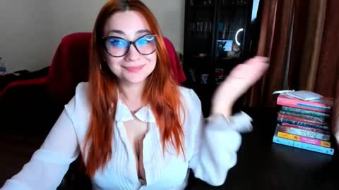 Julia online show from 03/02/25, 02:32