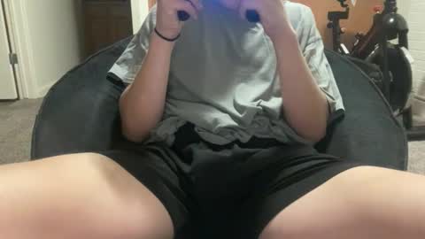 Snapshot of bigsnakejake111 chatting on 05/27/26, 04:20 bigsnakejake111 online show from 05/27/26, 04:20
