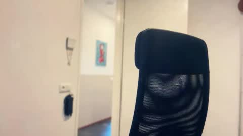 Snapshot of bigsnakeman1995 chatting on 10/18/25, 08:26 Gogo online show from 10/18/25, 08:26