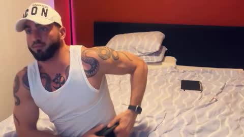 Snapshot of bigsnakeman1995 chatting on 11/05/25, 01:44 Gogo online show from 11/05/25, 01:44