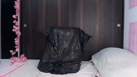 laura online show from 12/09/24, 11:34