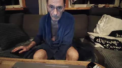 Snapshot of bigswe1 chatting on 01/14/25, 02:08 bigswe1 online show from 01/14/25, 02:08
