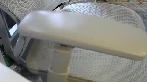 Snapshot of bigsword4her chatting on 03/07/25, 07:27 bigsword4her online show from 03/07/25, 07:27