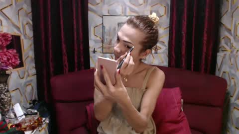 Snapshot of bigthickcock69xx chatting on 12/10/24, 10:28 sophia online show from 12/10/24, 10:28