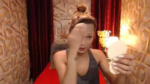 Snapshot of bigthickcock69xx chatting on 11/02/25, 02:19 sophia online show from 11/02/25, 02:19