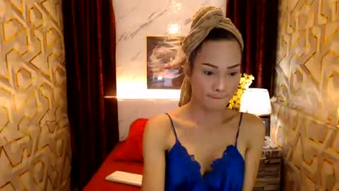 Snapshot of bigthickcock69xx chatting on 07/08/26, 10:09 sophia online show from 07/08/26, 10:09