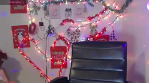 Mahogany online show from 12/31/24, 04:16