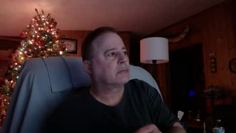 Snapshot of bigthicksatisfying2 chatting on 12/29/24, 10:45 bigthicksatisfying2 online show from 12/29/24, 10:45