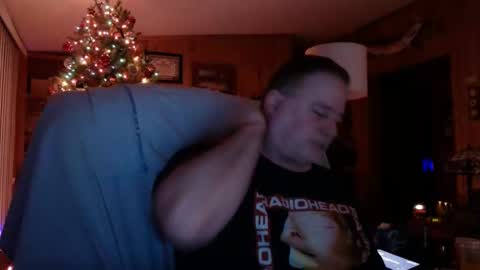 Snapshot of bigthicksatisfying2 chatting on 01/01/25, 08:24 bigthicksatisfying2 online show from 01/01/25, 08:24