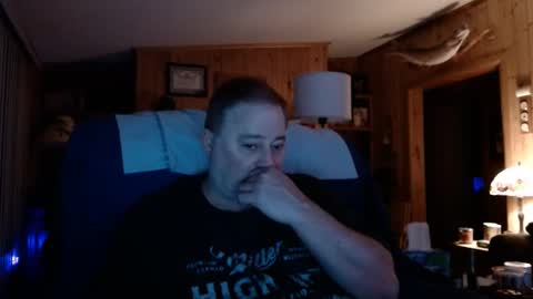 Snapshot of bigthicksatisfying2 chatting on 02/21/25, 05:02 bigthicksatisfying2 online show from 02/21/25, 05:02