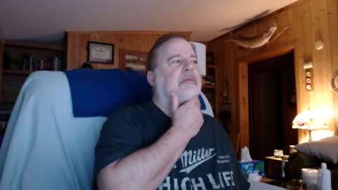 Snapshot of bigthicksatisfying2 chatting on 09/13/25, 04:45 bigthicksatisfying2 online show from 09/13/25, 04:45