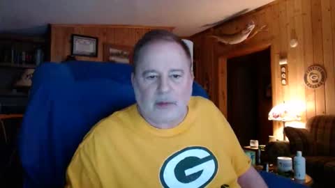 Snapshot of bigthicksatisfying2 chatting on 10/19/25, 12:33 bigthicksatisfying2 online show from 10/19/25, 12:33