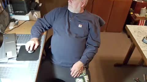 Snapshot of bigthump9999 chatting on 12/11/24, 12:33 bigthump9999 online show from 12/11/24, 12:33