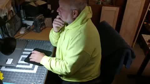 Snapshot of bigthump9999 chatting on 12/21/24, 05:07 bigthump9999 online show from 12/21/24, 05:07